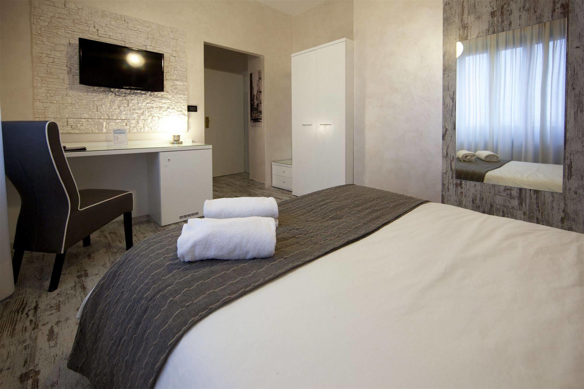 גרוגליאסקו Piccolo Hotel Allamano מראה חיצוני תמונה